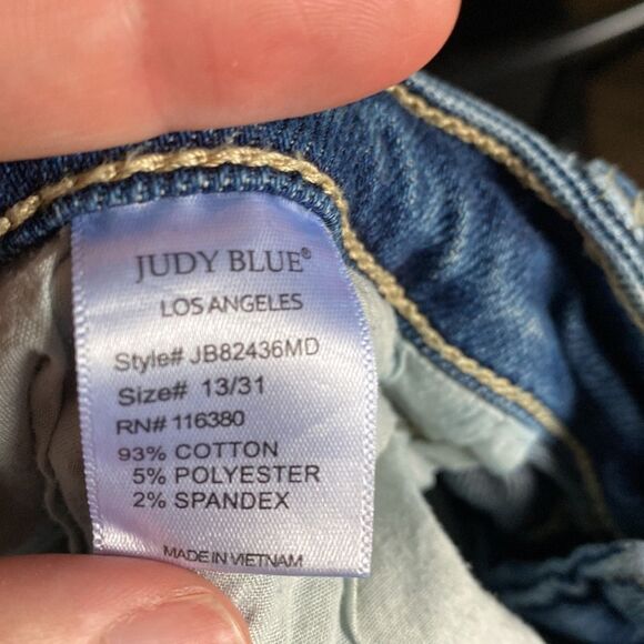 Judy blue Jeans Straight fit size 13 31 blue distressed Style JB82436MD - Picture 15 of 15